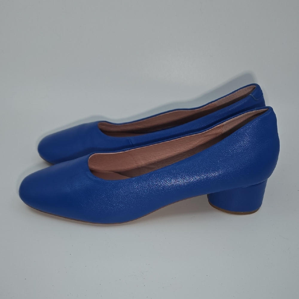 Radical Yes - “Awake Day Heel”- Color: Cobalt Blue- Size: EU 41- Condition: Used